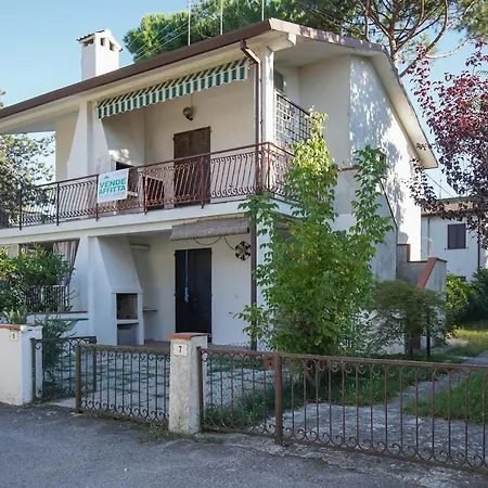 Villetta Con Ampio Giardino Llido Degli Estensi